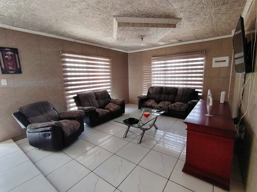 3 Bedroom Property for Sale in Rodenbeck Free State